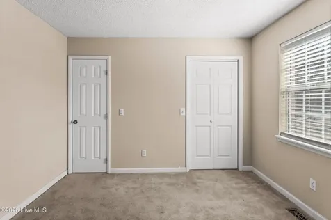 1509 Country Club Drive Hampstead NC 28443