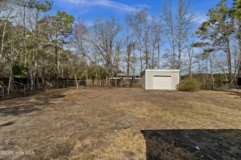 1509 Country Club Drive Hampstead NC 28443