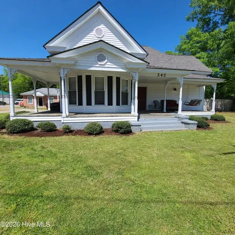 242 W Academy Street Wendell NC 27591