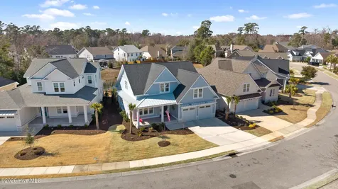 637 Bedminister Lane Wilmington NC 28405
