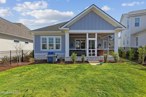 637 Bedminister Lane Wilmington NC 28405