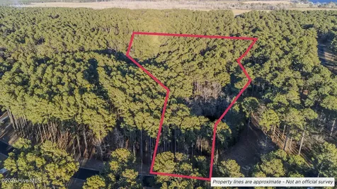 88 Cape Hatteras Point Oriental NC 28571
