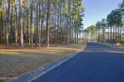 88 Cape Hatteras Point Oriental NC 28571
