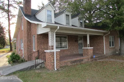 803 Mc Koy Street Clinton NC 28328