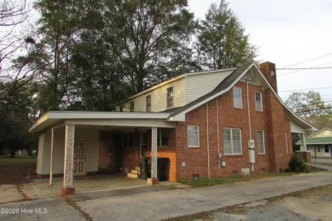 803 Mc Koy Street Clinton NC 28328