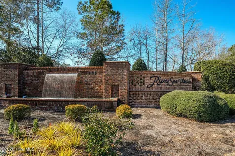 213 Lockhaven Drive SE Bolivia NC 28422