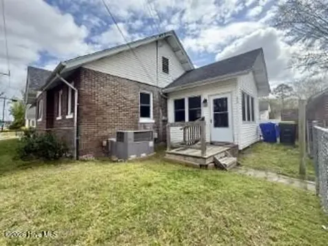 517 W North Street W Ahoskie NC 27910