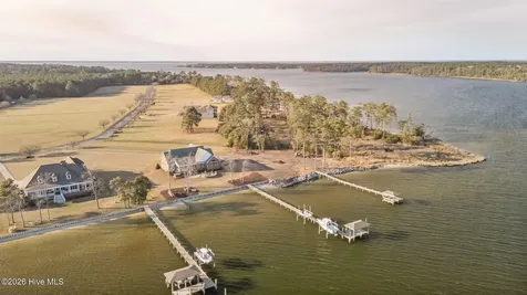 135 Waterway Drive Havelock NC 28532