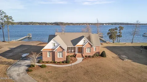 135 Waterway Drive Havelock NC 28532