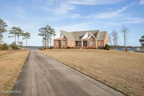 135 Waterway Drive Havelock NC 28532