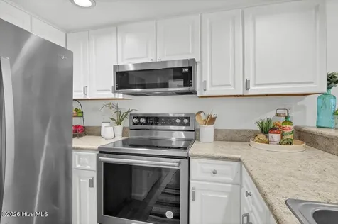 1518 Lake Park Boulevard S Carolina Beach NC 28428