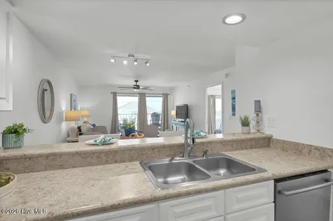 1518 Lake Park Boulevard S Carolina Beach NC 28428