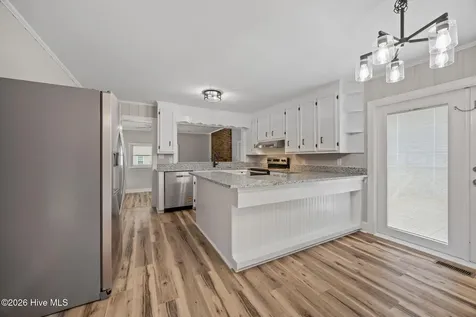 450 Camellia Street Kinston NC 28504