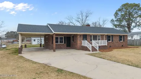 450 Camellia Street Kinston NC 28504