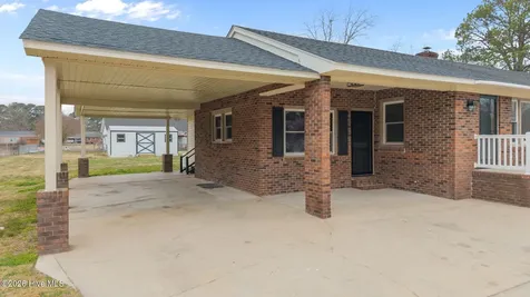 450 Camellia Street Kinston NC 28504