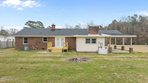 450 Camellia Street Kinston NC 28504