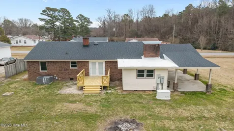 450 Camellia Street Kinston NC 28504