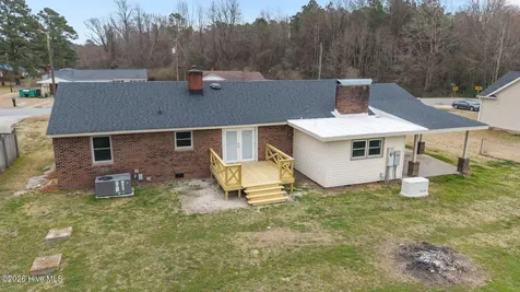 450 Camellia Street Kinston NC 28504