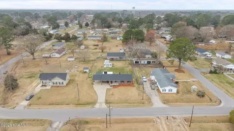 450 Camellia Street Kinston NC 28504