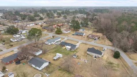 450 Camellia Street Kinston NC 28504