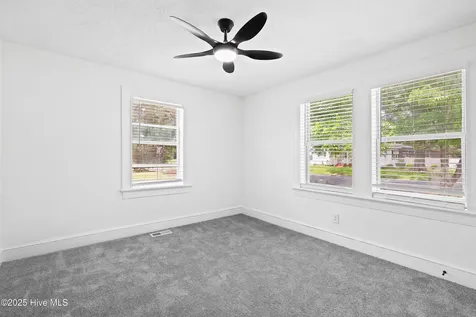 214 Arlington Circle Greenville NC 27834