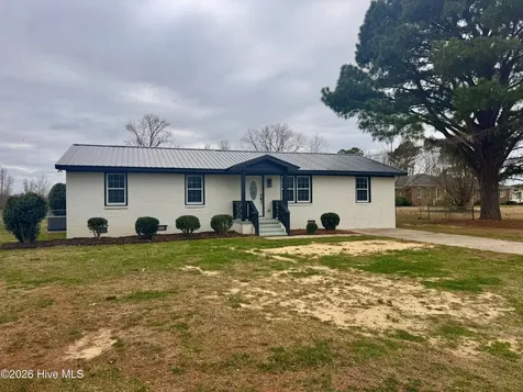 19016 Us Highway 64 Williamston NC 27892