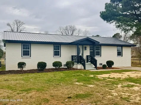 19016 Us Highway 64 Williamston NC 27892