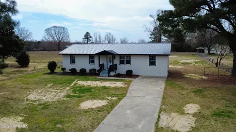 19016 Us Highway 64 Williamston NC 27892