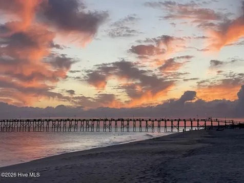 229 NE 75th Street Oak Island NC 28465