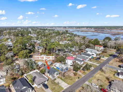 229 NE 75th Street Oak Island NC 28465
