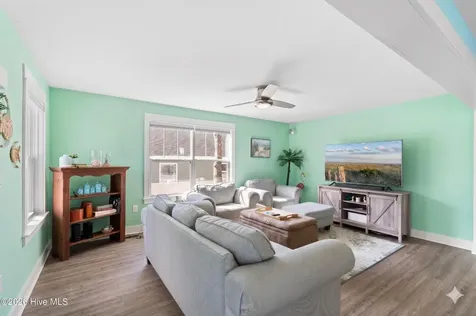 229 NE 75th Street Oak Island NC 28465