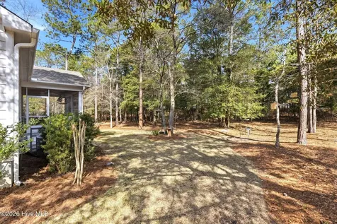 160 Lockhaven Drive SE Bolivia NC 28422