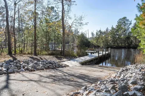 160 Lockhaven Drive SE Bolivia NC 28422