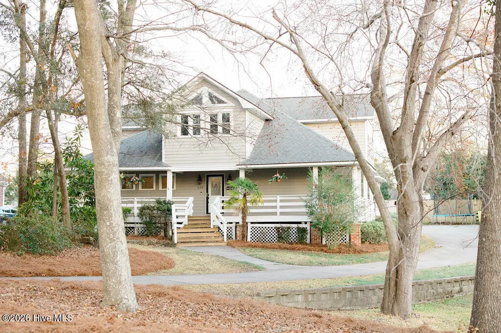 125 Francis Marion Drive Wilmington NC 28411