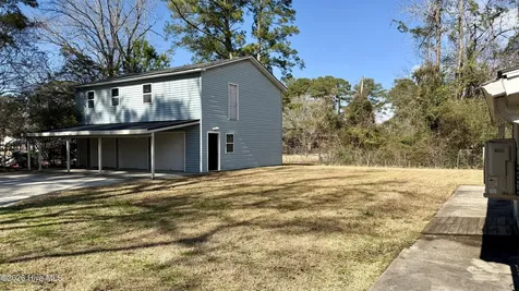 1113 Cherry Tree Drive New Bern NC 28562