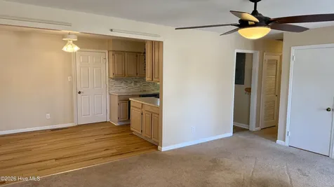 1113 Cherry Tree Drive New Bern NC 28562