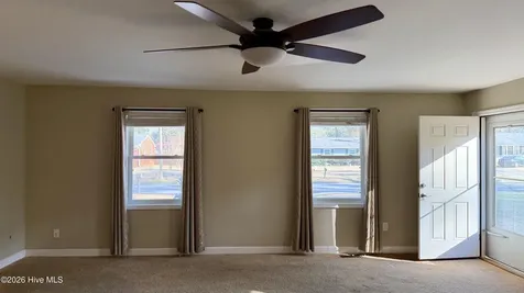 1113 Cherry Tree Drive New Bern NC 28562