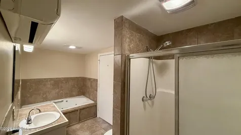 1113 Cherry Tree Drive New Bern NC 28562