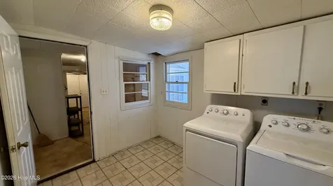 1113 Cherry Tree Drive New Bern NC 28562