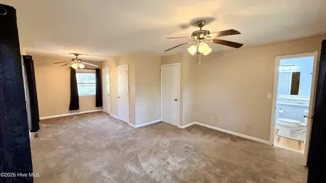 1113 Cherry Tree Drive New Bern NC 28562