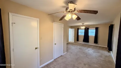 1113 Cherry Tree Drive New Bern NC 28562