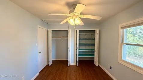 1113 Cherry Tree Drive New Bern NC 28562
