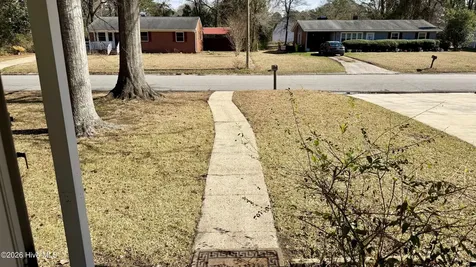 1113 Cherry Tree Drive New Bern NC 28562