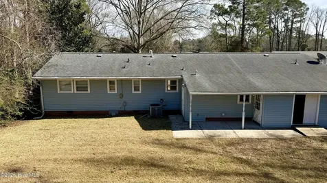 1113 Cherry Tree Drive New Bern NC 28562