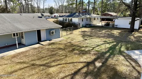 1113 Cherry Tree Drive New Bern NC 28562