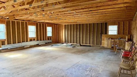 1113 Cherry Tree Drive New Bern NC 28562