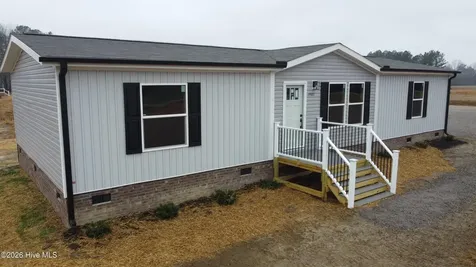 7521 Alice Court Castalia NC 27816