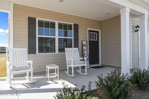 1162 Queensland Lane Ayden NC 28513
