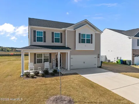 1162 Queensland Lane Ayden NC 28513