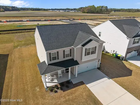 1162 Queensland Lane Ayden NC 28513